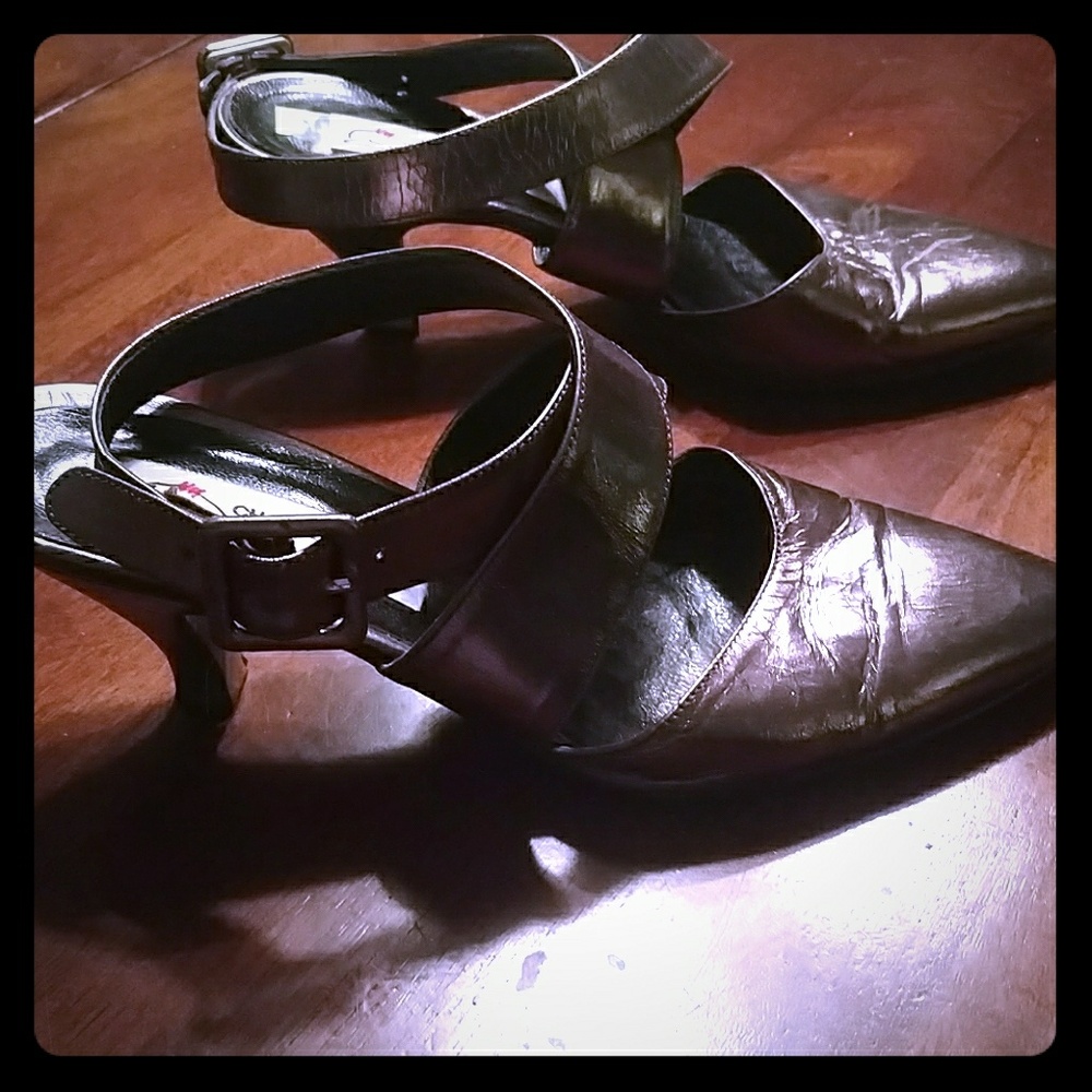 Charles and David  leather shoes